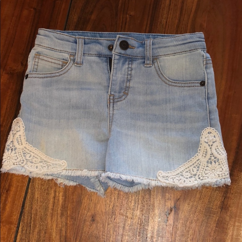 JEAN SHORTS 🩳